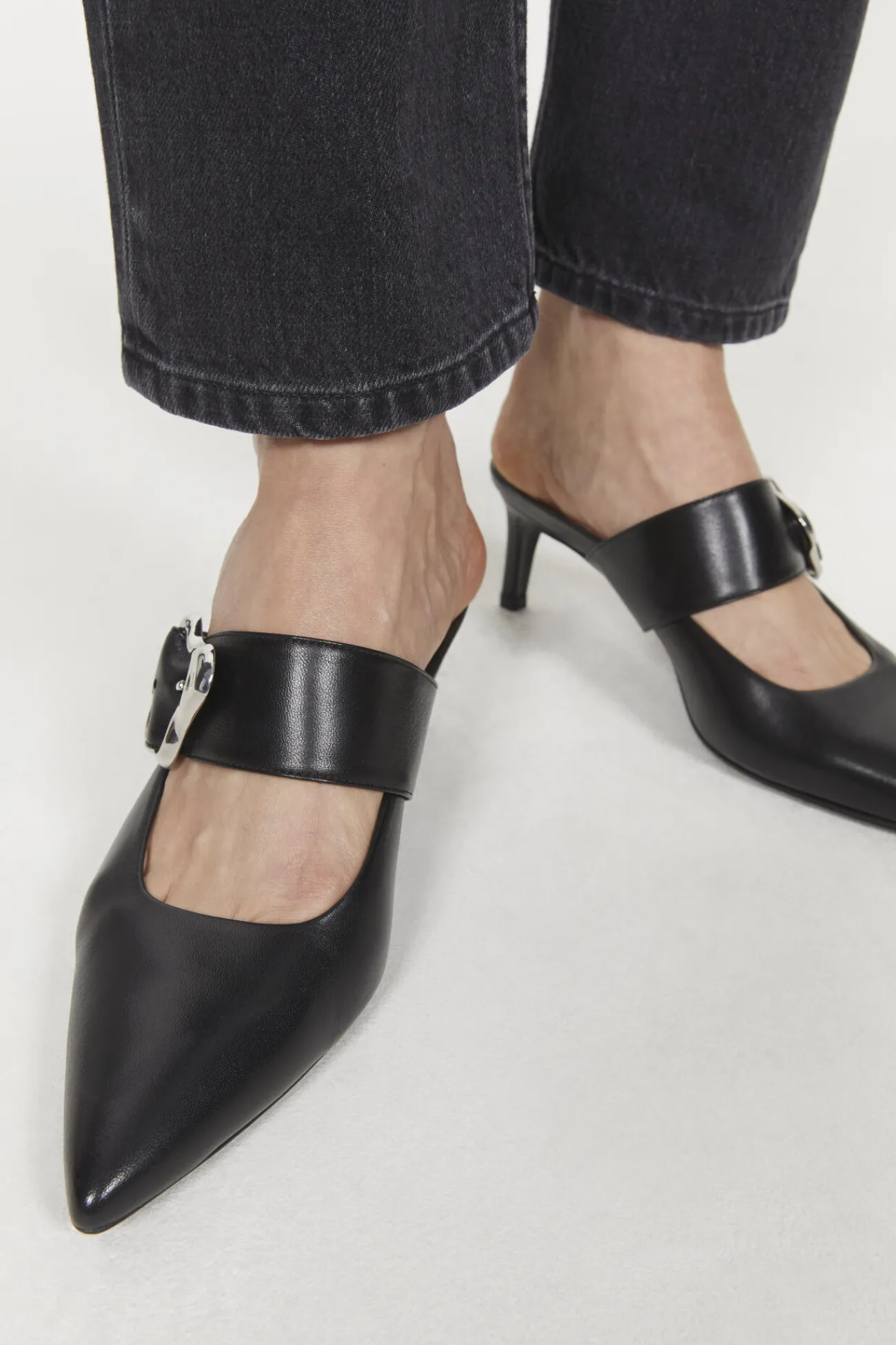 Clearance Rodebjer Aurora Coral Pumps